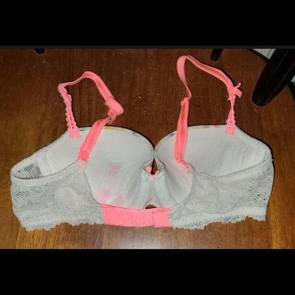 Victoria’s Secret Dream Angels Push Up Bra - Picture 2 of 4